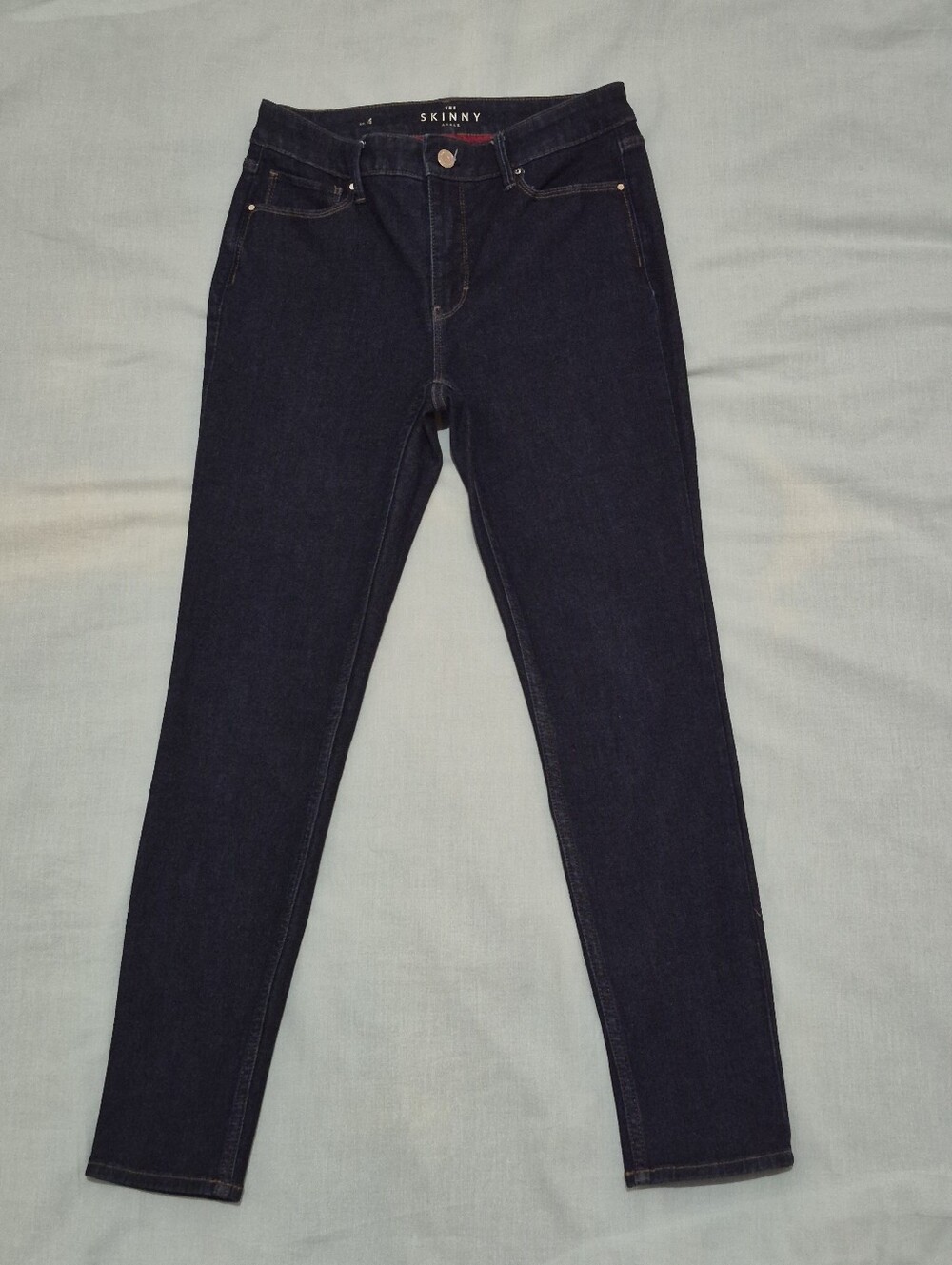 White House Black Market Dark Blue Size 4 Skinny Jeans